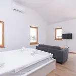 Brand New W Balcony & Perfect Seaview At Center Apartman Hvar Town