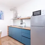 Brand New W Balcony & Perfect Seaview At Center *
