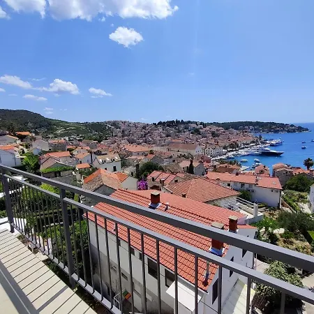 Brand New W Balcony & Perfect Seaview At Center