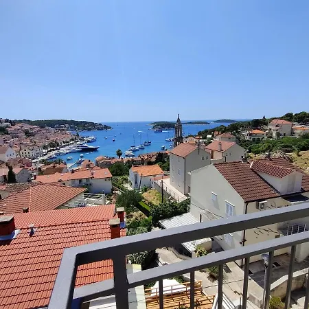 Apartamento Brand New W Balcony & Perfect Seaview At Center Hvar Town