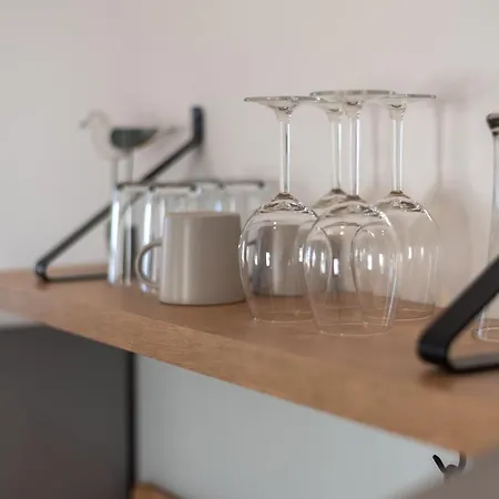 Brand New W Balcony & Perfect Seaview At Center شقة