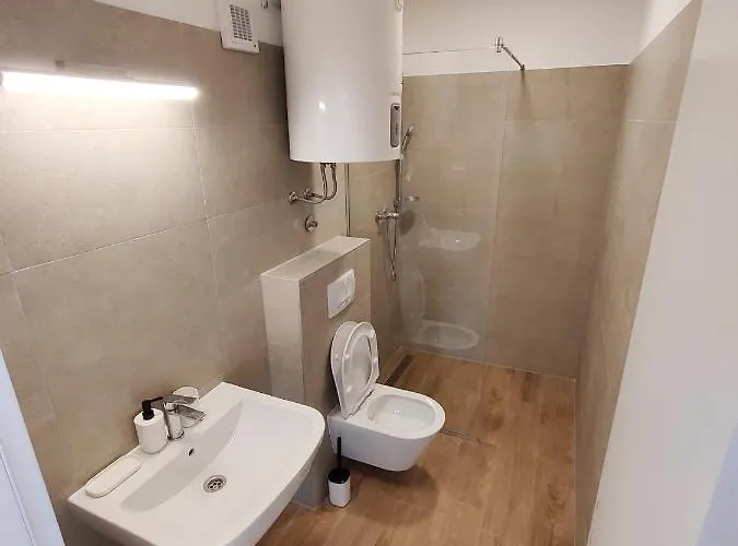 Apartment Brand New W Balcony & Perfect Seaview At Center Hvar Town