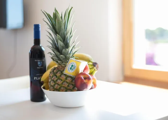 Brand New W Balcony & Perfect Seaview At Center