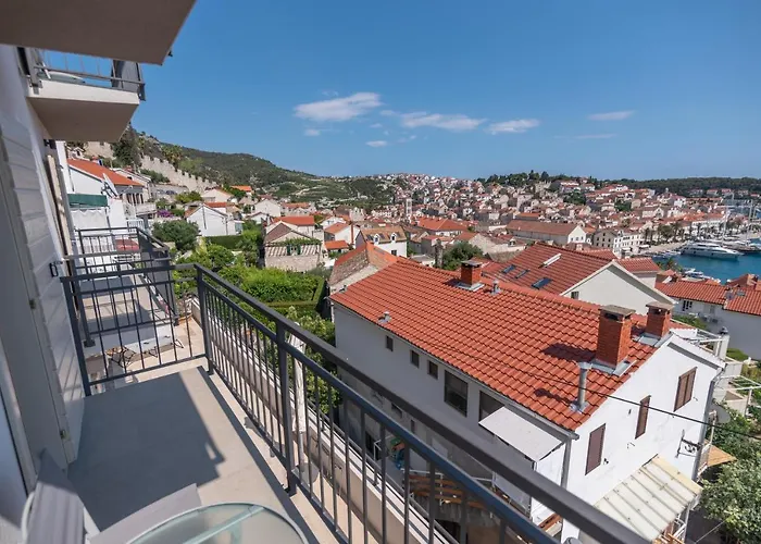 Apartment Brand New W Balcony & Perfect Seaview At Center Hvar Town