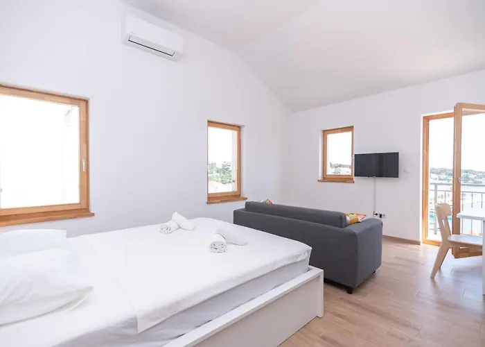 Brand New W Balcony & Perfect Seaview At Center Apartment Hvar Town